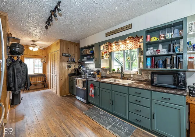 Photo 3 of Sale Pending at 5999 W 800 North, Carthage, IN 46115 | MLS# 22121605 | Listing updated on 2026-09-11