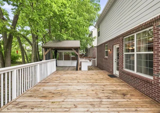 Photo 2 of Single family home for sale at 14195 Laura Vista Dr, Carmel, IN 46033 | MLS# 22121898 | Listing updated on 2026-09-24