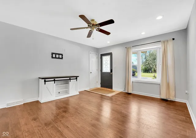 Photo 3 of Single family home for sale at 1105 Brookside Ln, Plainfield, IN 46168 | MLS# 22121922 | Listing updated on 2026-09-21
