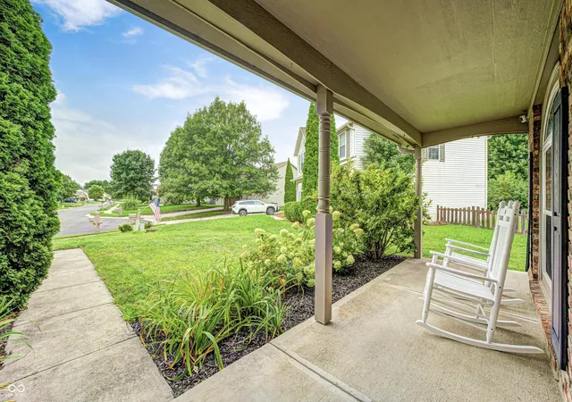 Photo 3 of Single family home for sale at 10102 Palmaire Pl, Fishers, IN 46038 | MLS# 22122003 | Listing updated on 2026-09-21