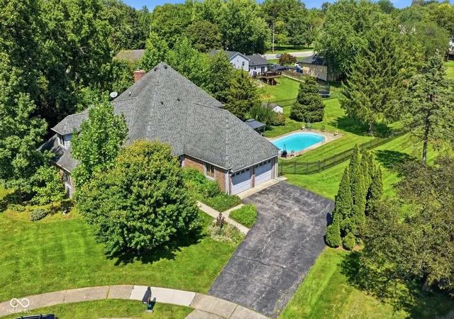 Photo 1 of Single family home for sale at 3870 Coventry Wy, Carmel, IN 46033 | MLS# 22122018 | Listing updated on 2026-10-22