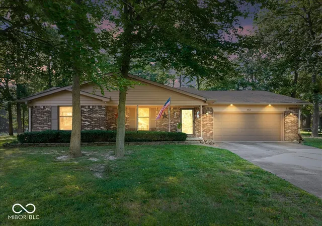 Photo 2 of Single family home for sale at 3941 Meridee Dr, Indianapolis, IN 46237 | MLS# 22122037 | Listing updated on 2026-10-05