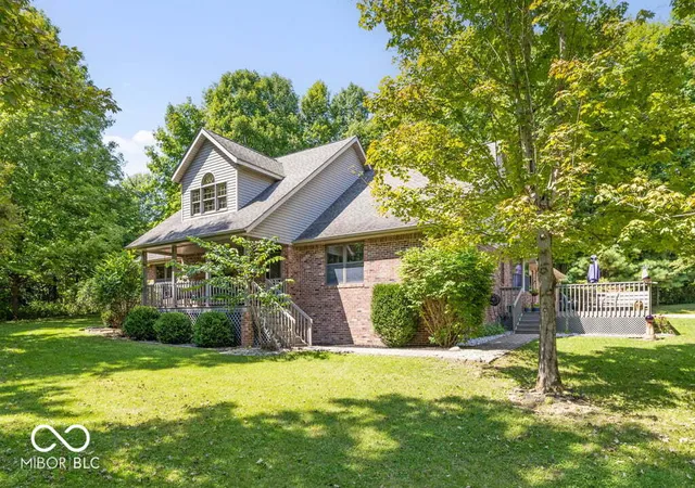 Photo 3 of Single family home for sale at 5351 S Westwood, Knightstown, IN 46148 | MLS# 22122038 | Listing updated on 2026-09-10
