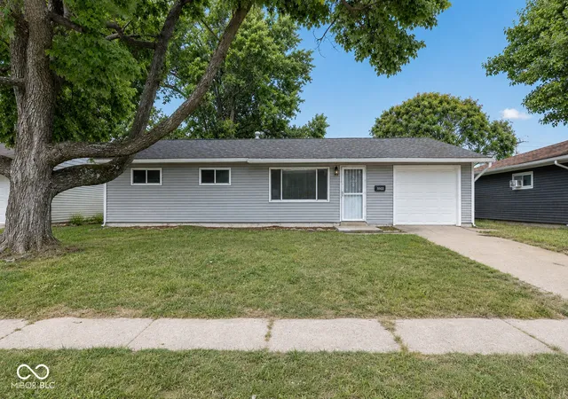 Photo 1 of Single family home for sale at 4608 Hollister Dr, Indianapolis, IN 46222 | MLS# 22122073 | Listing updated on 2026-09-26