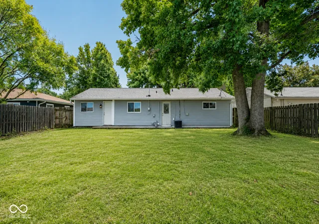 Photo 21 of Single family home for sale at 4608 Hollister Dr, Indianapolis, IN 46222 | MLS# 22122073 | Listing updated on 2026-10-09