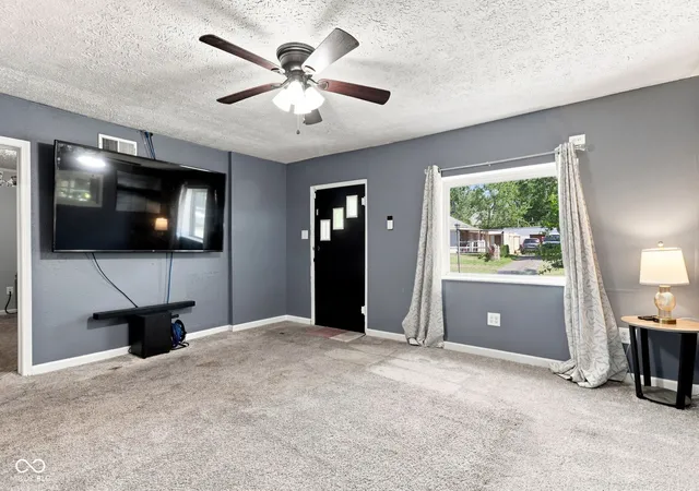 Photo 4 of Sale Pending at 2142 N Spencer Ave, Indianapolis, IN 46218 | MLS# 22122107 | Listing updated on 2026-10-05