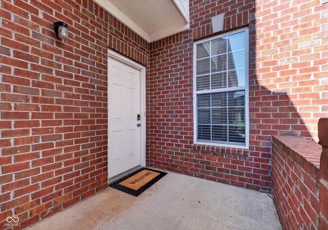 Photo 3 of Sale Pending at 16408 Trace Blvd N, Westfield, IN 46074 | MLS# 22122155 | Listing updated on 2026-09-29