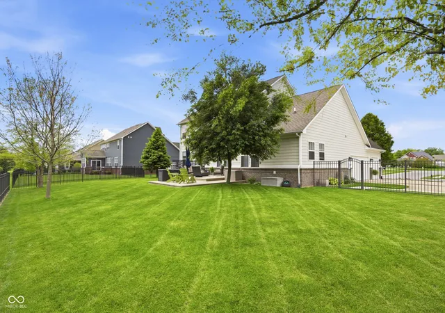 Photo 2 of Sale Pending at 1567 Windview, Brownsburg, IN 46112 | MLS# 22122287 | Listing updated on 2026-09-21