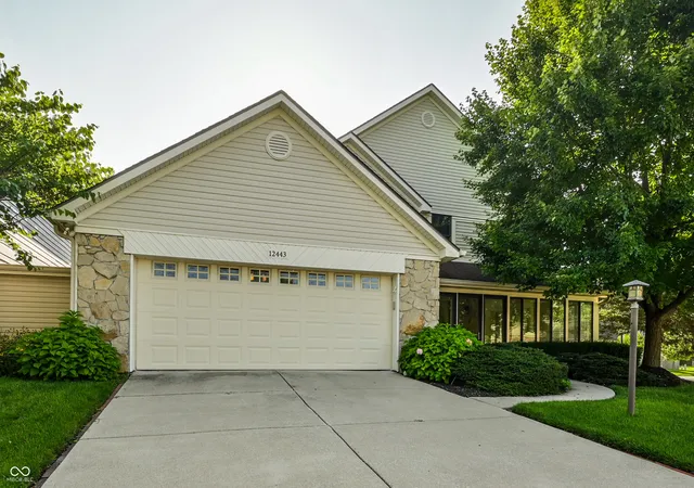 Photo 3 of Sale Pending at 12443 Charing Cross Rd, Carmel, IN 46033 | MLS# 22122329 | Listing updated on 2026-09-23
