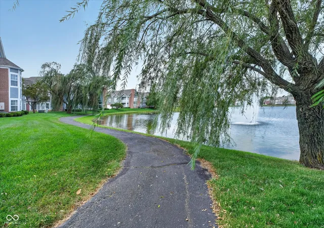Photo 2 of Condo for sale at 9772 Herons Cvs, Carmel, IN 46280 | MLS# 22122334 | Listing updated on 2026-09-10