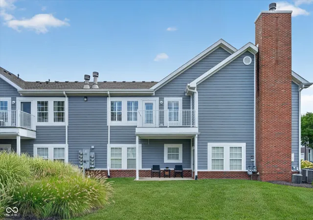 Photo 3 of Condo for sale at 9772 Herons Cvs, Carmel, IN 46280 | MLS# 22122334 | Listing updated on 2026-09-10