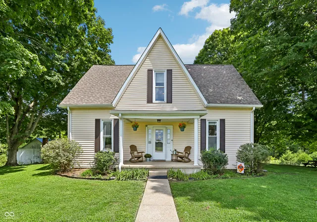 Single family home for sale at 351 S Main St, Fillmore, IN 46128 | MLS# 22122460