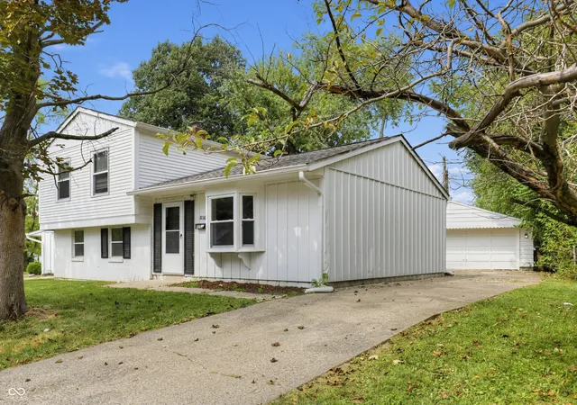 Photo 3 of Single family home for sale at 8136 Crousore Rd, Indianapolis, IN 46219 | MLS# 22122498 | Listing updated on 2026-10-21