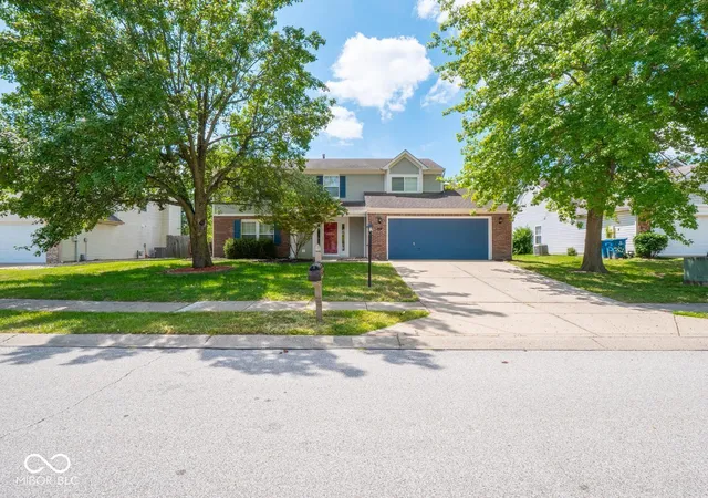 Photo 1 of Single family home for sale at 638 Austrian Wy, Avon, IN 46123 | MLS# 22122511 | Listing updated on 2026-09-29