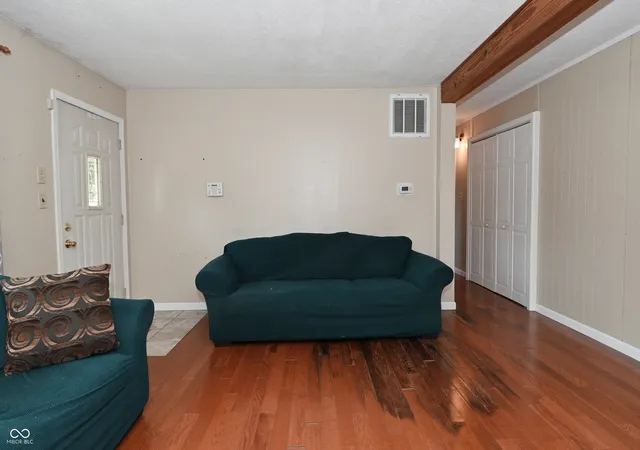Photo 4 of Single family home for sale at 304 E Park, Plainfield, IN 46168 | MLS# 22122568 | Listing updated on 2026-09-11