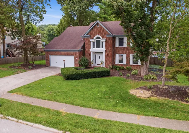 Photo 2 of Single family home for sale at 738 Howe Dr, Carmel, IN 46032 | MLS# 22122595 | Listing updated on 2026-09-22