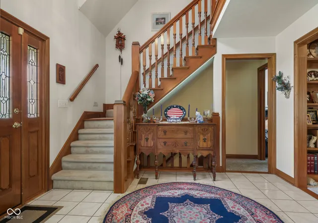 Photo 4 of Sale Pending at 420 Austin Ln, Greenwood, IN 46142 | MLS# 22122611 | Listing updated on 2026-09-14