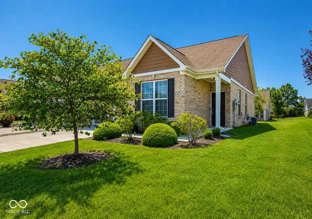 Photo 3 of Single family home for sale at 4133 Galena Dr, Avon, IN 46123 | MLS# 22122654 | Listing updated on 2026-09-10