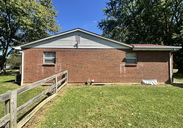 Photo 3 of Sale Pending at 2216 Jenny Lynn Dr, Lawrenceburg, IN 47025 | MLS# 22122719 | Listing updated on 2026-09-23