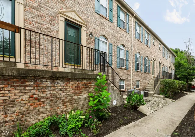 Townhouse for sale at 3025 Armory Dr, Indianapolis, IN 46208 | MLS# 22122771 | Listing updated on 2026-09-10