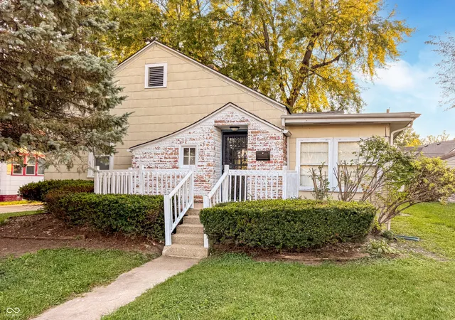 Photo 1 of Single family home for sale at 3619 Andover Rd, Anderson, IN 46013 | MLS# 22122796 | Listing updated on 2026-09-24