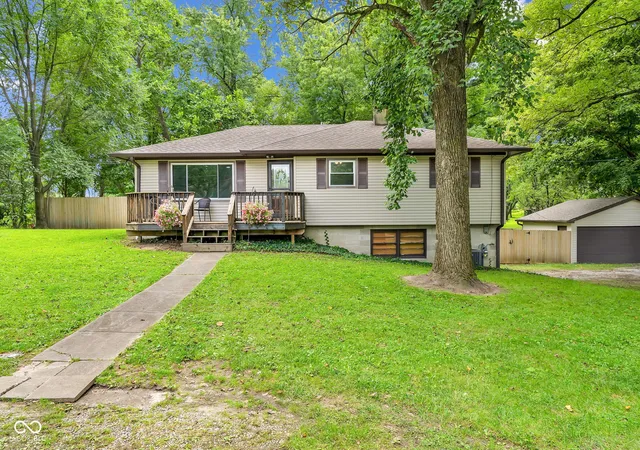 Single family home for sale at 245 W Elm St, Jamestown, IN 46147 | MLS# 22122818