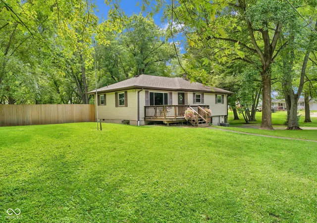 Photo 3 of Single family home for sale at 245 W Elm St, Jamestown, IN 46147 | MLS# 22122818 | Listing updated on 2026-09-23