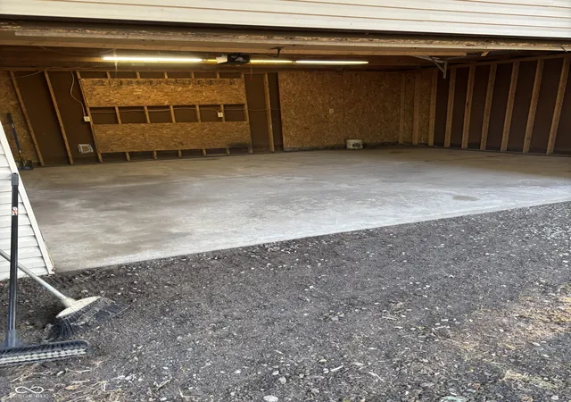 Photo 63 of Single family home for sale at 245 W Elm St, Jamestown, IN 46147 | MLS# 22122818 | Listing updated on 2026-09-23