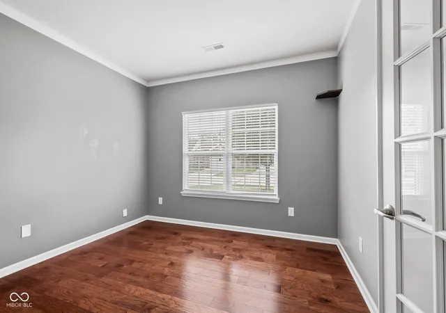 Photo 4 of Single family home for sale at 1404 Blackthorne Trl S, Plainfield, IN 46168 | MLS# 22122887 | Listing updated on 2026-09-30