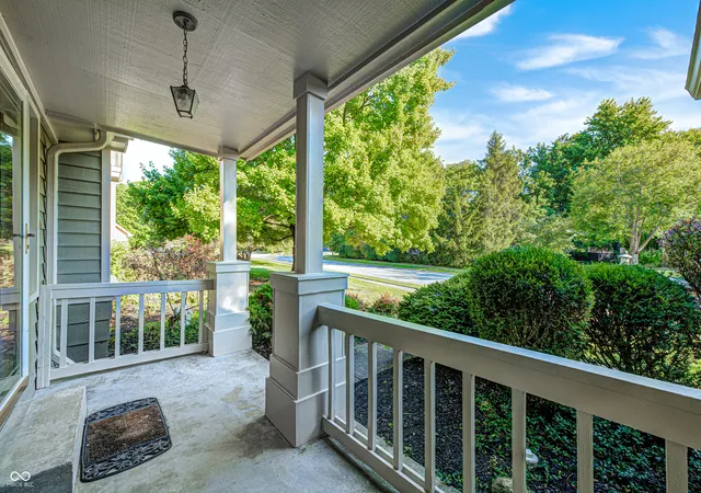 Photo 2 of Single family home for sale at 7531 Bramblewood Ln, Indianapolis, IN 46254 | MLS# 22122909 | Listing updated on 2026-09-11