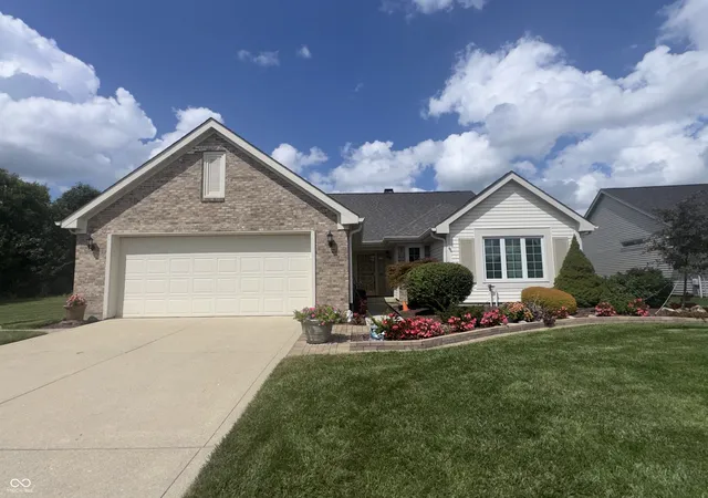 Photo 1 of Single family home for sale at 17784 Bentgrass Dr, Noblesville, IN 46062 | MLS# 22122932 | Listing updated on 2026-09-29