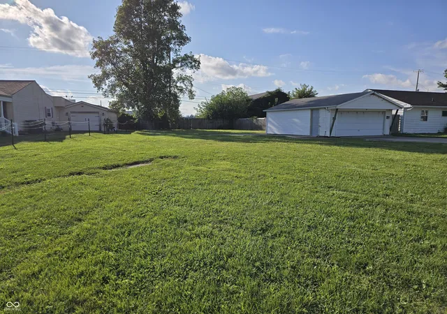 Photo 1 of Land for sale at 21 Mohawk Ct, Anderson, IN 46012 | MLS# 22122990 | Listing updated on 2026-09-13