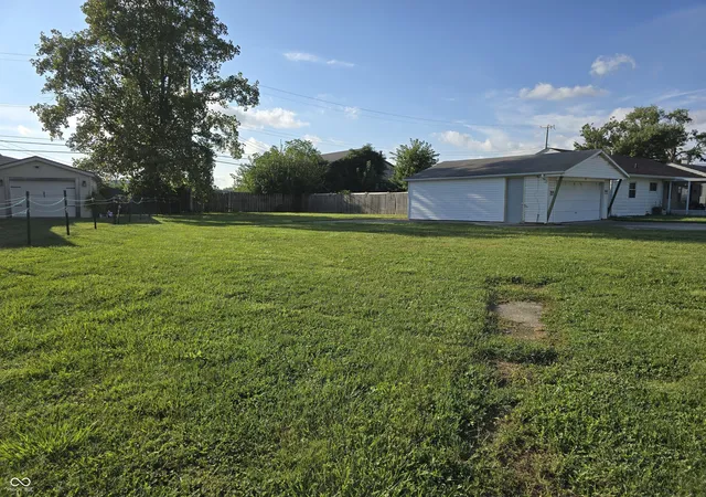 Photo 2 of Land for sale at 21 Mohawk Ct, Anderson, IN 46012 | MLS# 22122990 | Listing updated on 2026-09-13