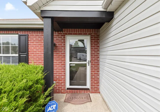 Photo 3 of Sale Pending at 18729 Planer Dr, Noblesville, IN 46062 | MLS# 22123020 | Listing updated on 2026-09-22