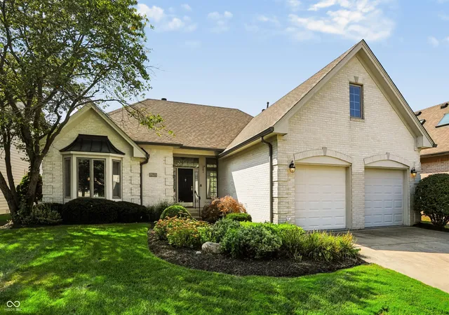 Photo 2 of Single family home for sale at 12732 Stanwich Pl, Carmel, IN 46033 | MLS# 22123079 | Listing updated on 2026-09-11