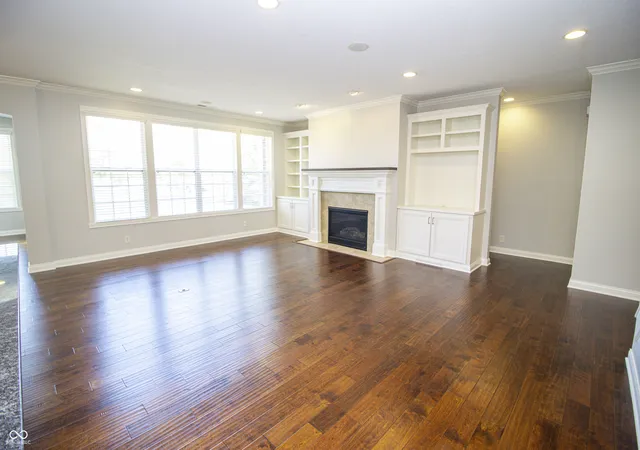 Photo 3 of Single family home for sale at 15141 Kampen Cir, Carmel, IN 46033 | MLS# 22123085 | Listing updated on 2026-10-08