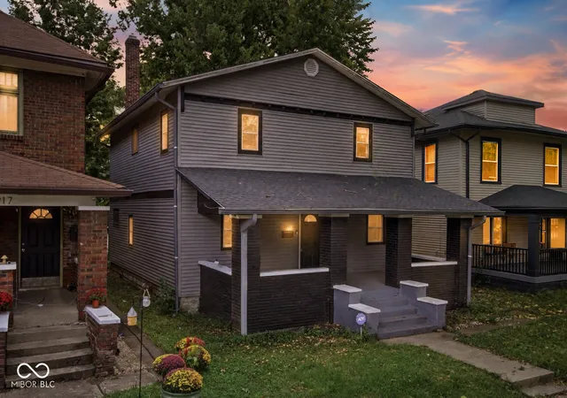Photo 3 of Single family home for sale at 2911 N Delaware St, Indianapolis, IN 46205 | MLS# 22123247 | Listing updated on 2026-10-19