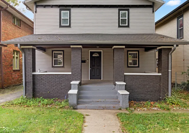 Photo 4 of Single family home for sale at 2911 N Delaware St, Indianapolis, IN 46205 | MLS# 22123247 | Listing updated on 2026-10-19