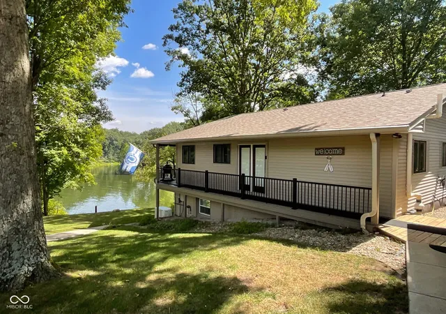 Photo 3 of Single family home for sale at 1065 S Turnbow Dr, Rockville, IN 47872 | MLS# 22123330 | Listing updated on 2026-10-05