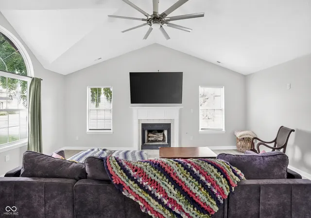 Photo 2 of Single family home for sale at 7674 Doone Valley Ct, Avon, IN 46123 | MLS# 22123332 | Listing updated on 2026-10-02