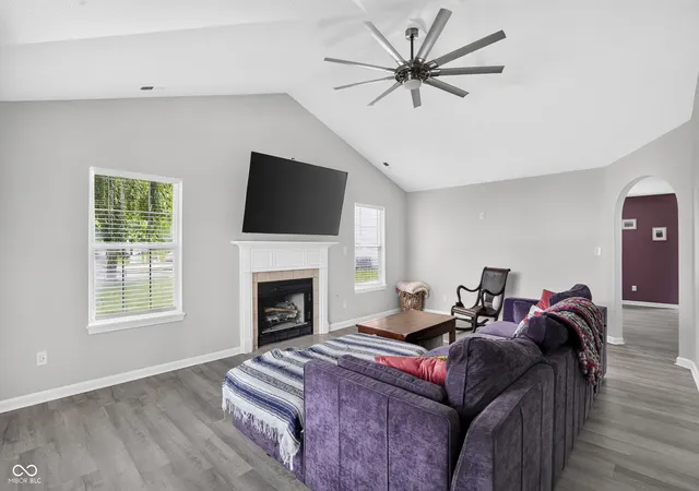 Photo 3 of Single family home for sale at 7674 Doone Valley Ct, Avon, IN 46123 | MLS# 22123332 | Listing updated on 2026-10-02