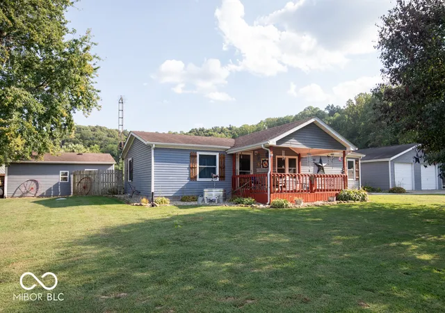 Photo 2 of Sale Pending at 1377 S County Rd 150 W, Brownstown, IN 47220 | MLS# 22123351 | Listing updated on 2026-09-13