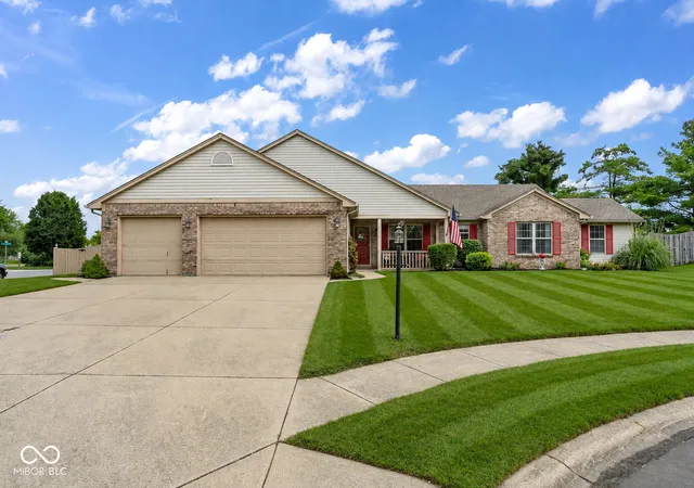 Photo 1 of Sale Pending at 7774 Ponderosa Ct, Avon, IN 46123 | MLS# 22123366 | Listing updated on 2026-09-15