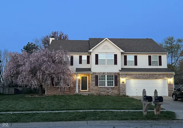 Photo 1 of Single family home for sale at 4537 Sugar Bay Ln, Indianapolis, IN 46237 | MLS# 22123392 | Listing updated on 2026-09-11