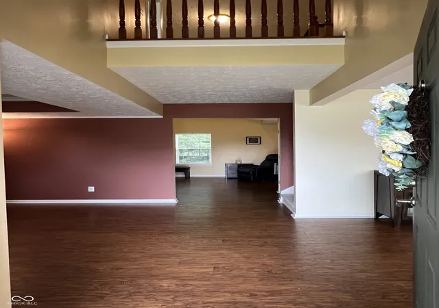 Photo 3 of Single family home for sale at 4537 Sugar Bay Ln, Indianapolis, IN 46237 | MLS# 22123392 | Listing updated on 2026-09-11