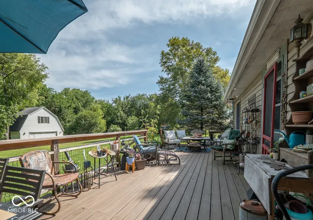 Photo 3 of Single family home for sale at 7334 W Reformatory Rd, Fortville, IN 46040 | MLS# 22123395 | Listing updated on 2026-10-03