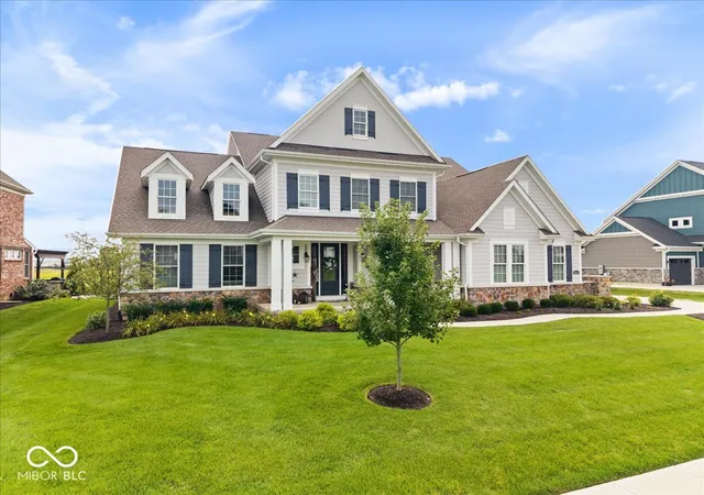 Photo 2 of Sale Pending at 4635 Hastings Dr, Zionsville, IN 46077 | MLS# 22123396 | Listing updated on 2026-09-14