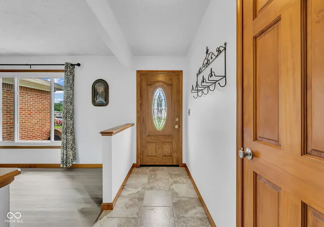 Photo 4 of Single family home for sale at 40 Circle Dr, Monrovia, IN 46157 | MLS# 22123506 | Listing updated on 2026-10-06
