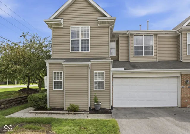 Condo for sale at 2248 Brightwell Pl, Indianapolis, IN 46260 | MLS# 22123531