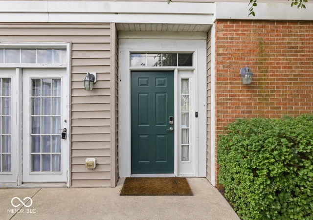 Photo 3 of Condo for sale at 2248 Brightwell Pl, Indianapolis, IN 46260 | MLS# 22123531 | Listing updated on 2026-09-25